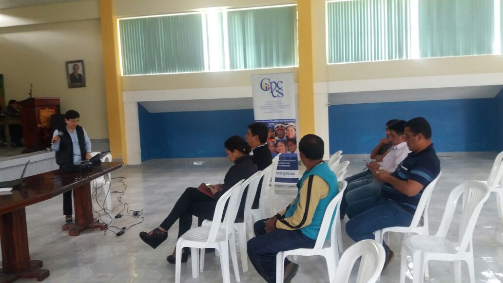 .<a href="/CPCCS/">Carlos P. Carcelén Caicedo</a>  Taller de socialización de la Resolución sobre el proceso metodológico de #RendiciónDeCuentas para el periodo 2017 al personal del <a href="/GadSucumbios/">Gad Sucumbios</a>