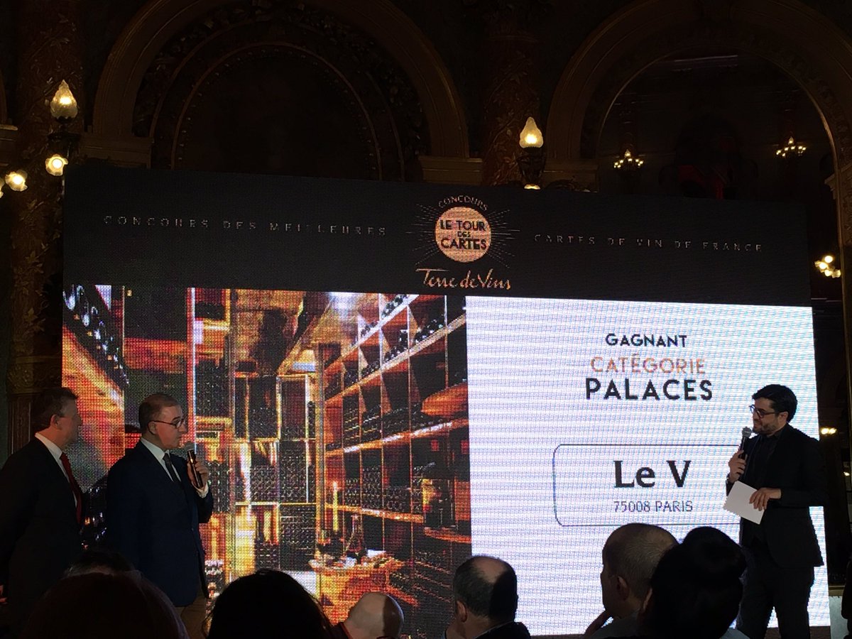 Nous sommes extrêmement honorés de recevoir le prix de la meilleure carte des vins de Palaces de France. <a href="/LeCinqParis/">Le Cinq Restaurant</a> <a href="/FSParis/">Four Seasons Hotel George V Paris</a> <a href="/ChefLeSquer/">Christian Lesquer</a> <a href="/TerredeVins/">Terre de Vins</a> #TourDesCartes