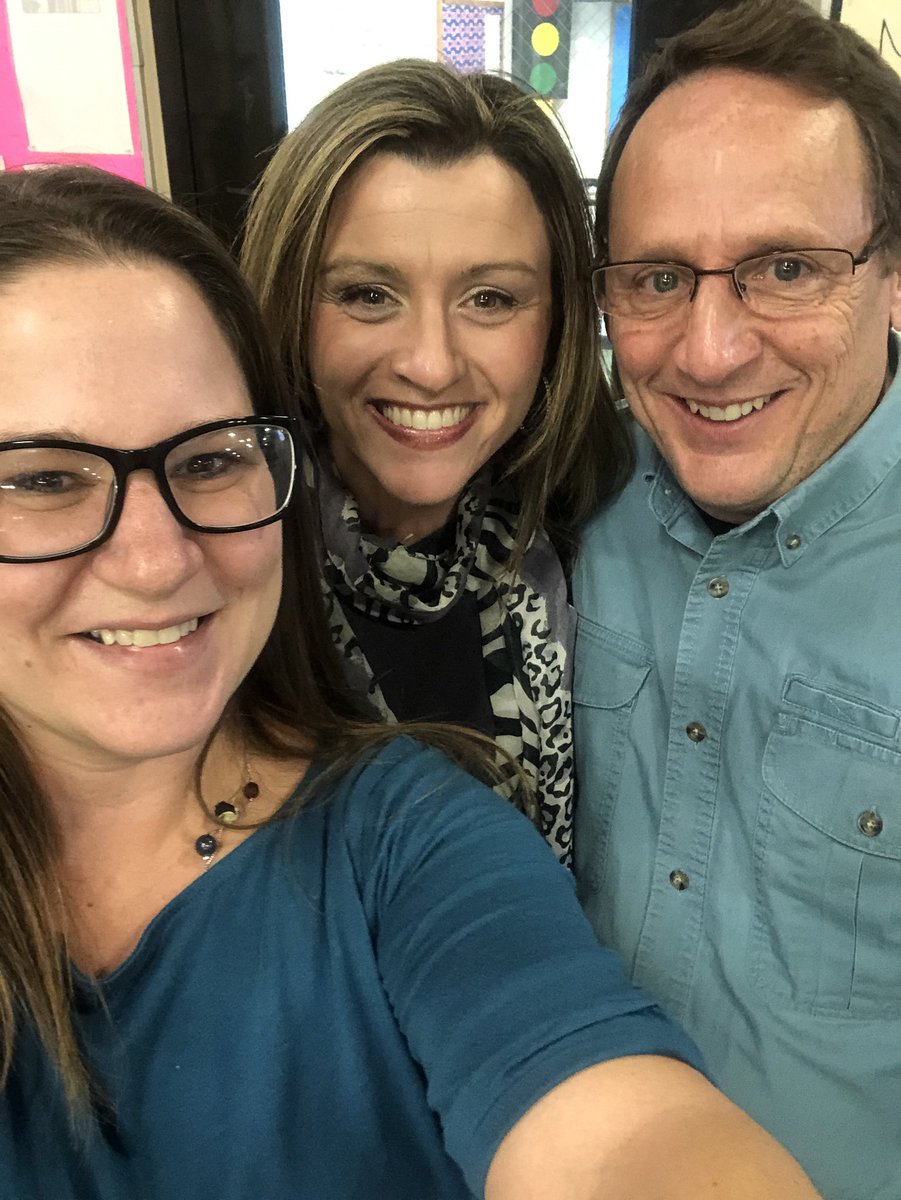 terihill82's tweet photo. @CP_UPSers @BrettBearden3 UPS Partnerships last for life! So excited to get surprised by these two! #BeenAMinute #WeAreUPS https://t.co/yiok5vIDLU