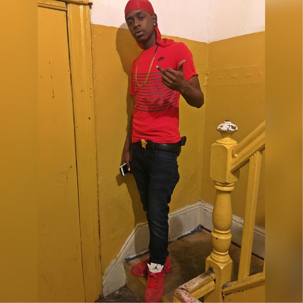 I swear that I'm bout it, you play Ima shoot it 💧🌀 #NewProfilePic