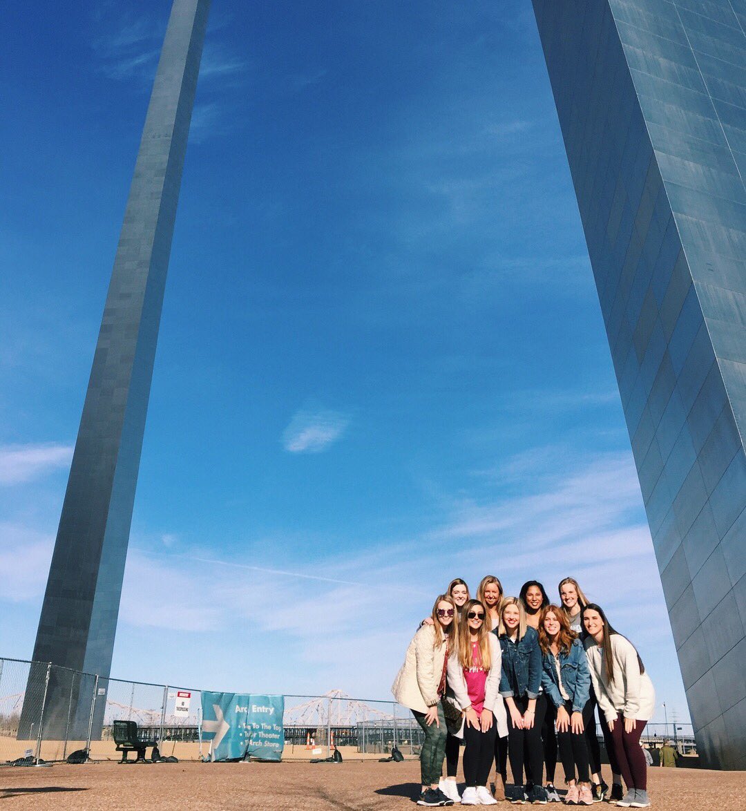 This weekend exec traveled to St. Louis, Missouri for Pi Phi College Weekend!! We’re so proud of them &amp; can’t wait to hear about all that they learned👼🏼✈️ #MeetExecMonday #CollegeWeekend2018