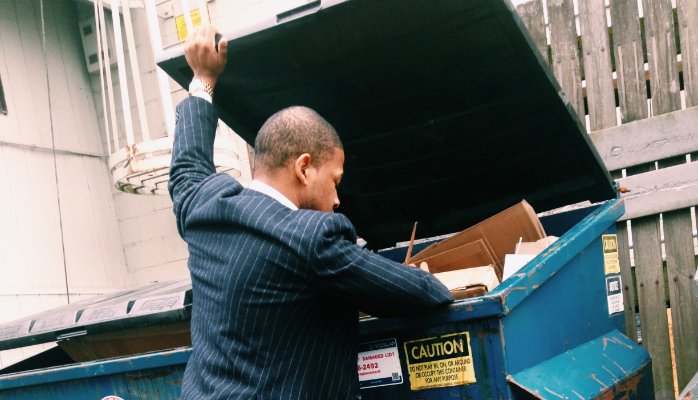 TheSWun's tweet image. SHOCKING: Sonnac Dumpster Diving!

theswun.uk.tn/shocking-sonna…

#SWLRP @SWLRoleplay