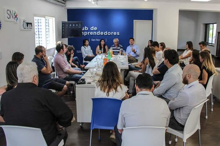 snemprende's tweet photo. Hay ganas, hay ideas y ahora hay un espacio para impulsar el ecosistema #emprendedor y favorecer el #desarrollo económico.

Este lunes 29 fue la primera de muchas reuniones que se vivirán en el Club de Emprendedores. ¡Queremos que te sumes! #SanNicolasEmprende #ArgentinaEmprende https://t.co/Lz247SjW7Z