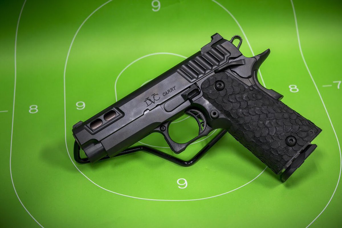 BlackstoneCLT's tweet photo. Guess what we have in our Pre-Owned case right now?
That’s right, an STI International DVC Carry 3.9” AND a DVC Limited 5” both in 9mm for the magical price of $2,599.99 each!
@STI_Guns #dvccarry #dvclimited #firearmphotography https://t.co/KAyuNGLOTm