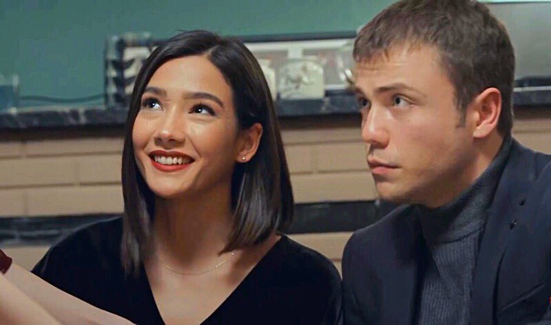 ya ben bu fotoğrafı aşırı sevdim 🙈
Bahar’ın tatlı gülüşü ve Yavuz’un yüz ifadesi 😻💕 
AybükePusat | TolgaSarıtaş
#YavBah | #Söz | #BizBitmeyiz