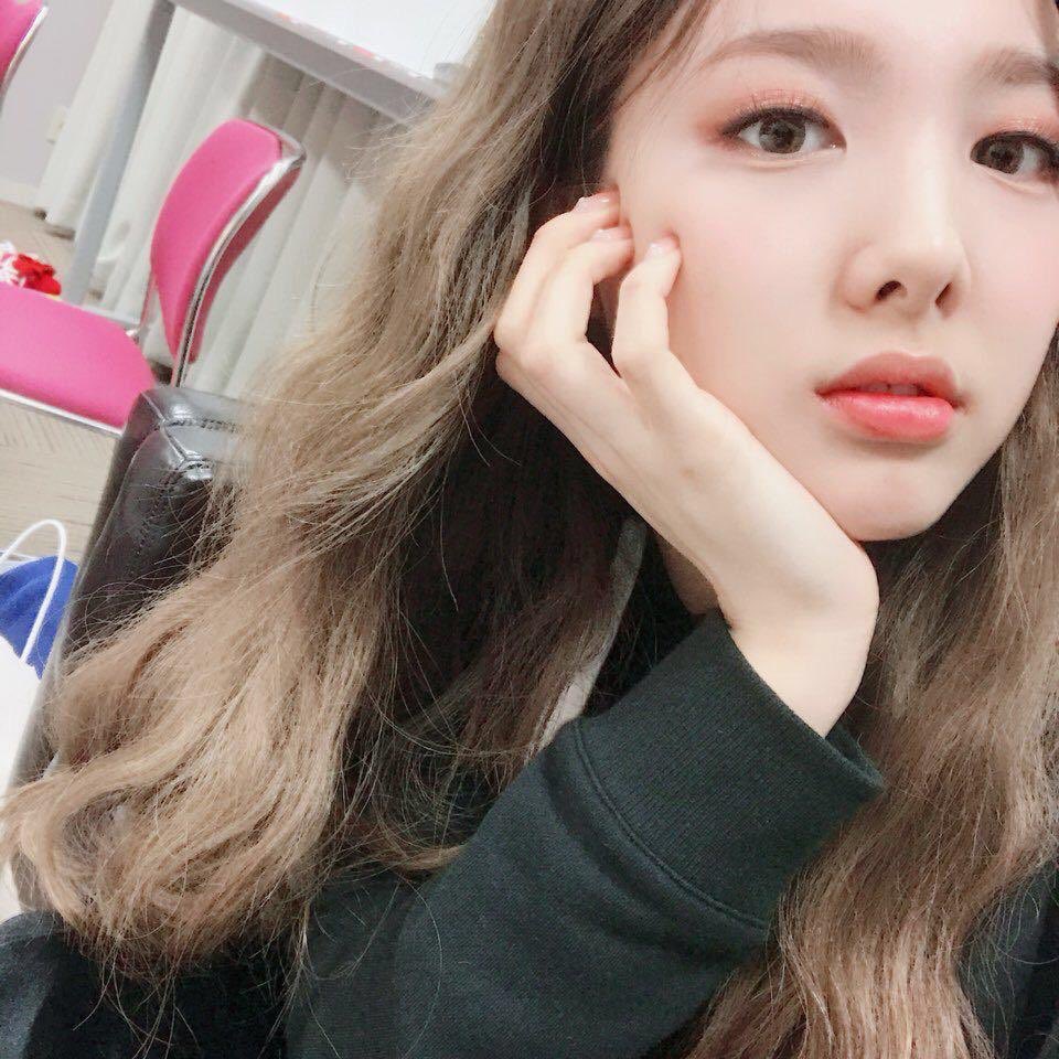 firstrabbit922's tweet image. BoGoSiPo.....( ･ᴗ･̥̥̥ )
#TWICE #nayeon #트와이스 #나연 #ナヨン