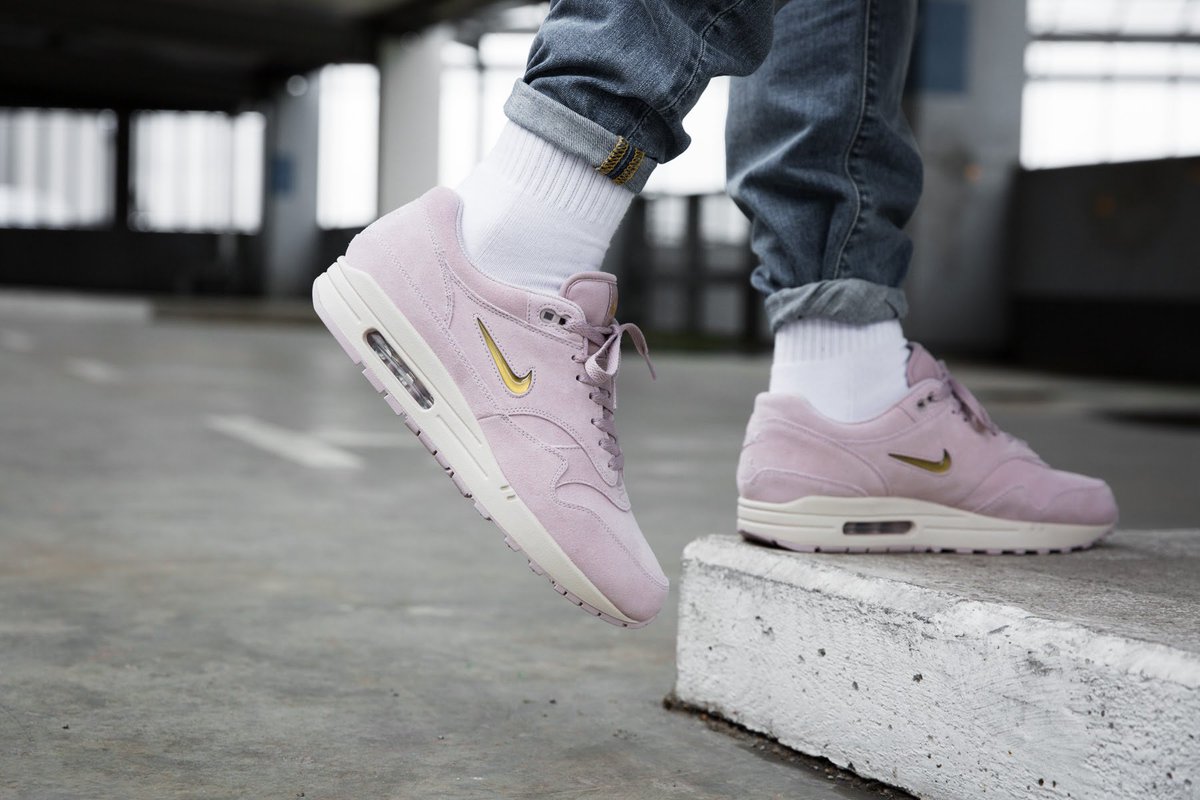 nike air max 1 premium sc pink