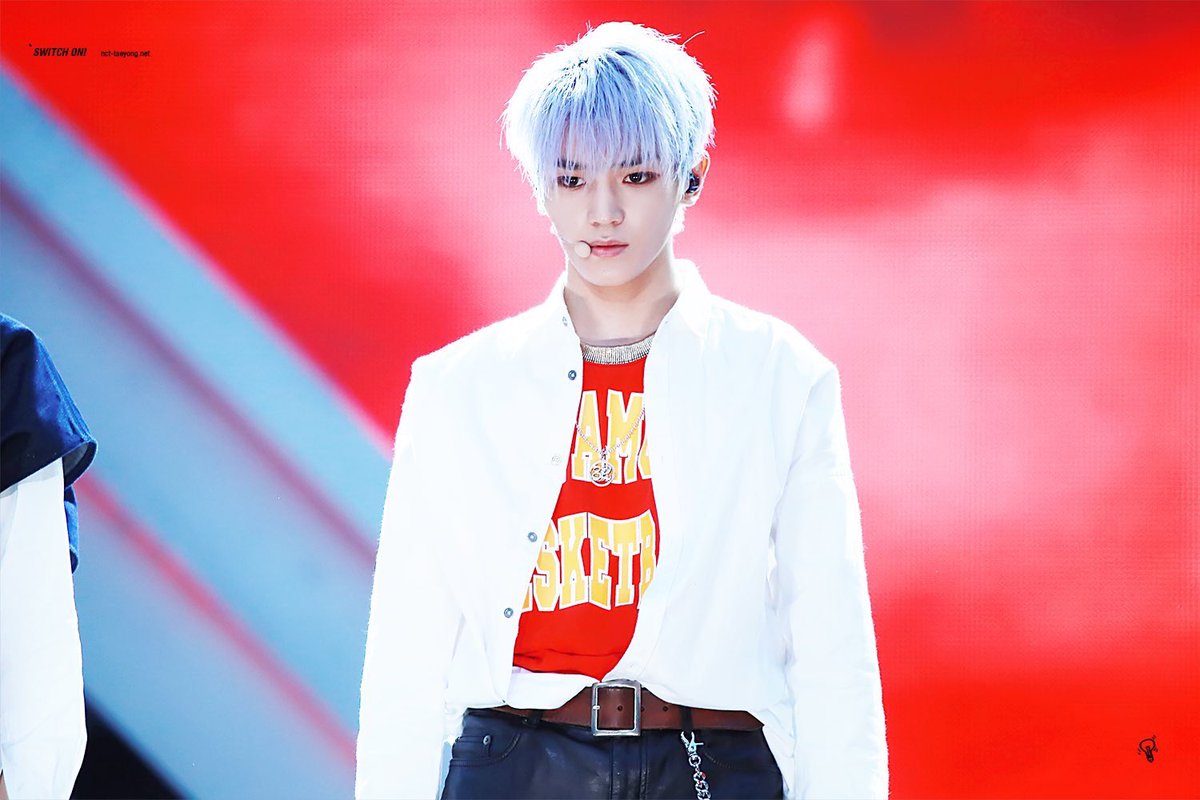 T_Tale0701's tweet photo. 선수입장 태용
#태용인터뷰 #태용 #taeyong #nct https://t.co/SSuYRBif4B