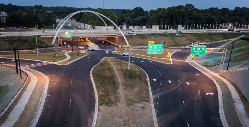Twin arches on U.S. 52 will light up in Winston-Salem on Tuesday bit.ly/2DJSm9E #wsnc <a href="/NCDOT_Triad/">NCDOT Triad Area</a> @ArtsCouncilofWSFC <a href="/CCCofWS/">Creative Corridors</a> <a href="/CityofWS/">City of Winston-Salem, NC</a>