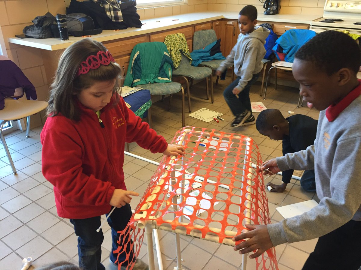 MrsWitmersClass's tweet photo. Designing....building...and “getting caught” in our Design Thinking Project.  Building structures to keep the baby goats in their pen so they are safe and do not separate from their moms.  #designthinking @MHPrincipals @miltonhershey https://t.co/CRBcwcy3mb