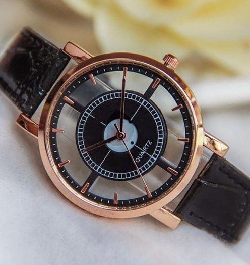 82Clock's tweet photo. Be elegant, be beautiful, be 82clock 
#accesories #fashion #cute #men #women #watches https://t.co/mnUCtvYyEf