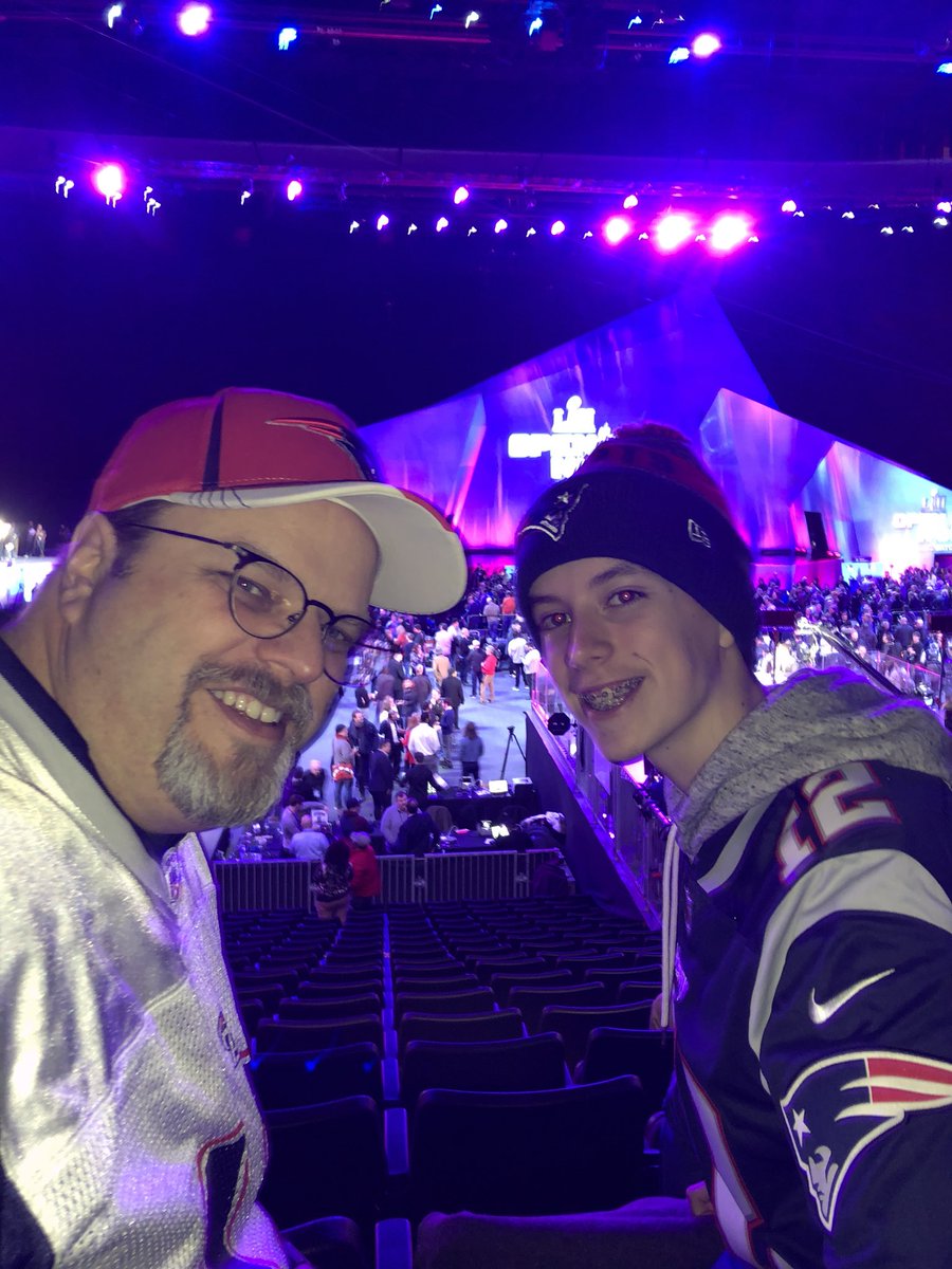 BPReazor's tweet image. #SBOpeningNight