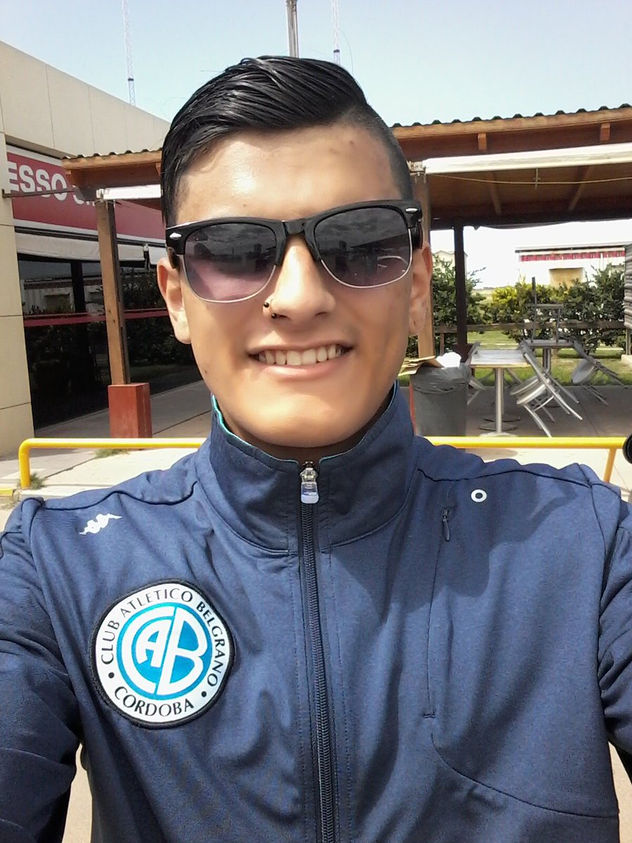 AggustinCab's tweet photo. Foto vieja #Santafé #copaargentina #ConBelgranoatodoslados https://t.co/4RXjNoEVUa