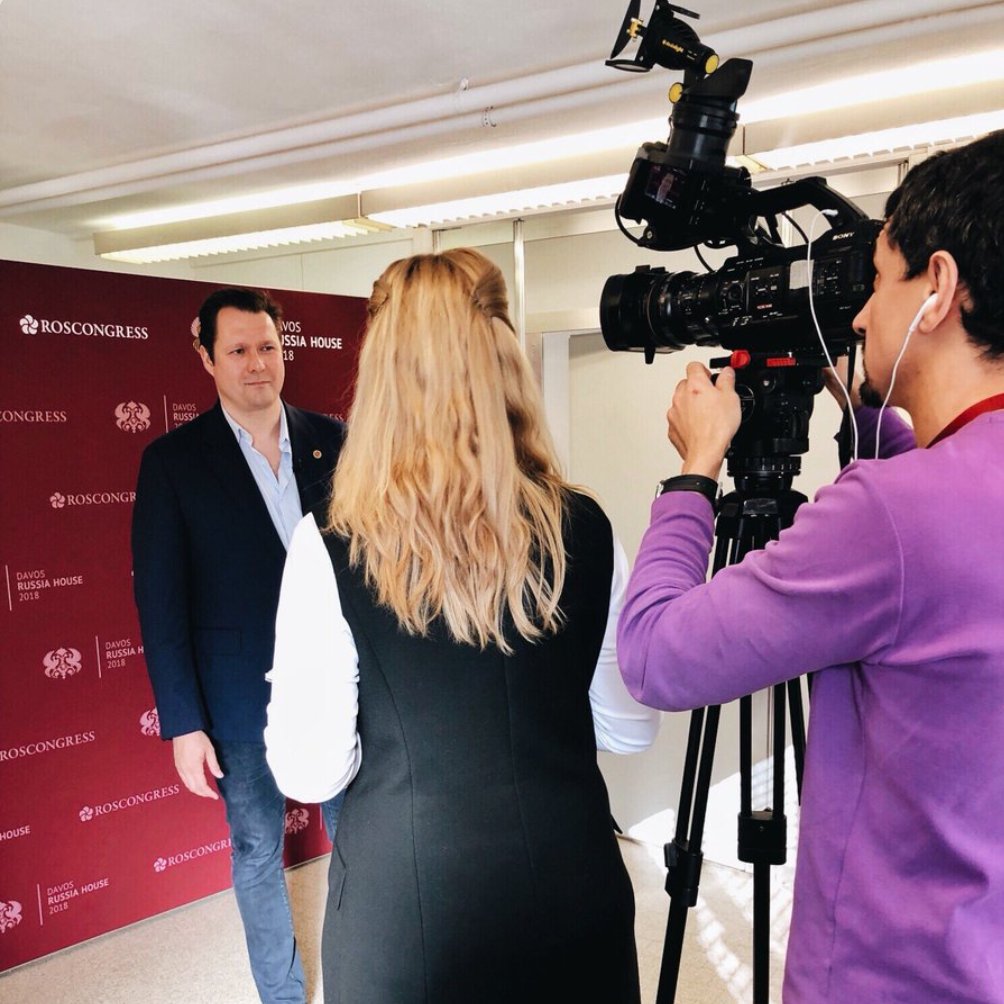 hyperlooptt's tweet photo. "It's not as simple as it seems, but it's not as difficult either" - @justdirk, our CEO of @hyperloopglobal, speaks with @RT_russian at @wef. #RTRussian #WEF18 #Davos #HyperloopTT #Hyperloop https://t.co/lpG5xRFnOa https://t.co/cVuHB34VPN