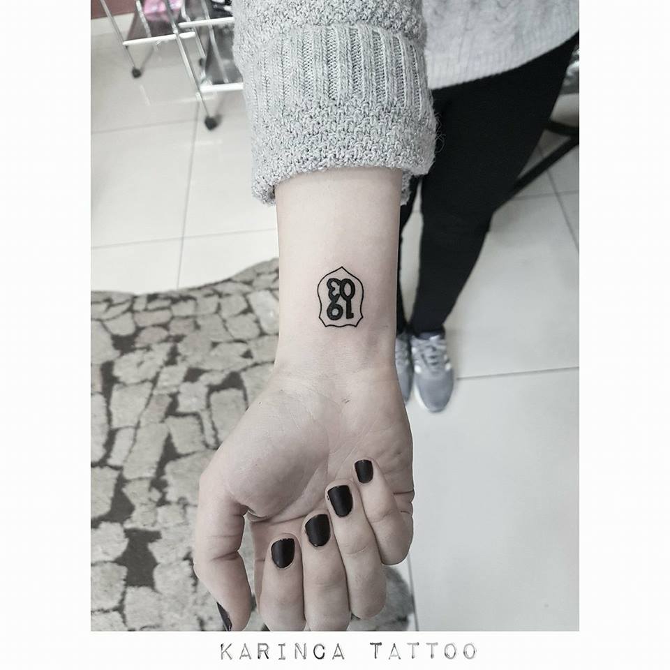 Beşiktaş tattoo  Dövme, Dövme fikirleri, Dövme alıntıları