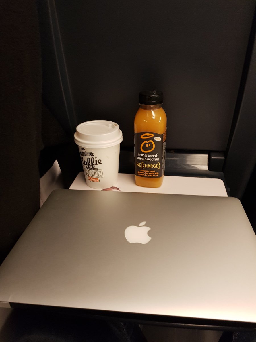 BjornvdBerg's tweet photo. #train #earlybird #lifetimelearning onderweg naar dag 1 van #transactionele #analyse in #Utrecht  gegeven door #orthoconsult #coffee https://t.co/p1lMbz9maa