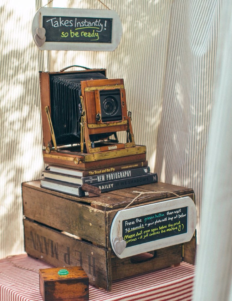 Old fashioned photo booth...fun, fun, fun #weddings #weddingfun #photobooth #retro #instant