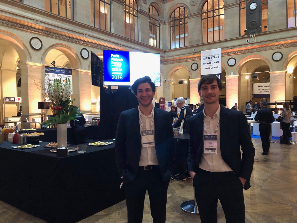 _Smartbees's tweet image. Suivez l’équipe @_Smartbees sur le #PFF2018 ! On vous attend nombreux sur notre stand 😀 #fintech #Millennials #investment