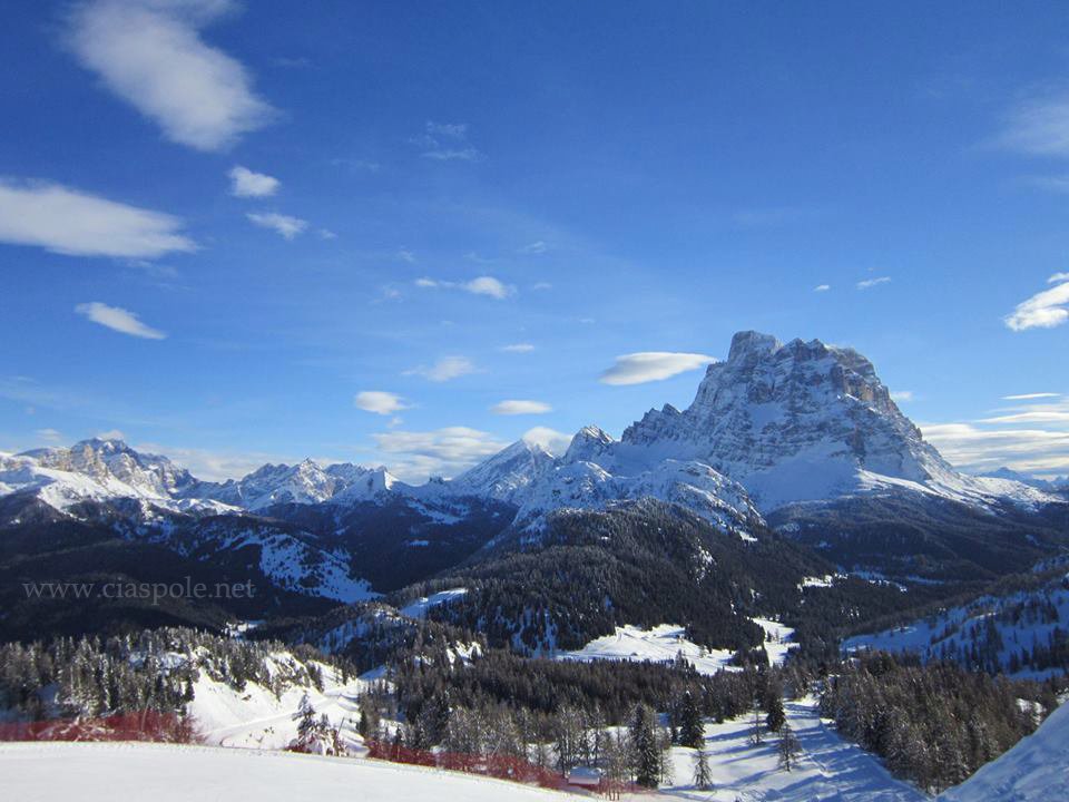 #ciaspolata panoramica tra <a href="/valdizoldo/">Val di Zoldo</a> e <a href="/valfiorentina/">selva di cadore</a> : con vista sul #Pelmo e #Civetta nel cuore delle #Dolomiti venete
ciaspole.net/itinerari1/ven…

<a href="/TurismoVeneto/">Visit Veneto</a> <a href="/DolomitesUNESCO/">Dolomites UNESCO</a>