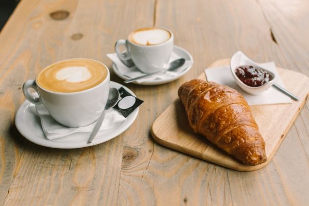 Francemagazine's tweet photo. Today is #NationalCroissantDay 😄 We love a croissant but did you know that they might not have been created in France? Find out more > >  https://t.co/xx7zikUUKT https://t.co/W2I6AbCP6e