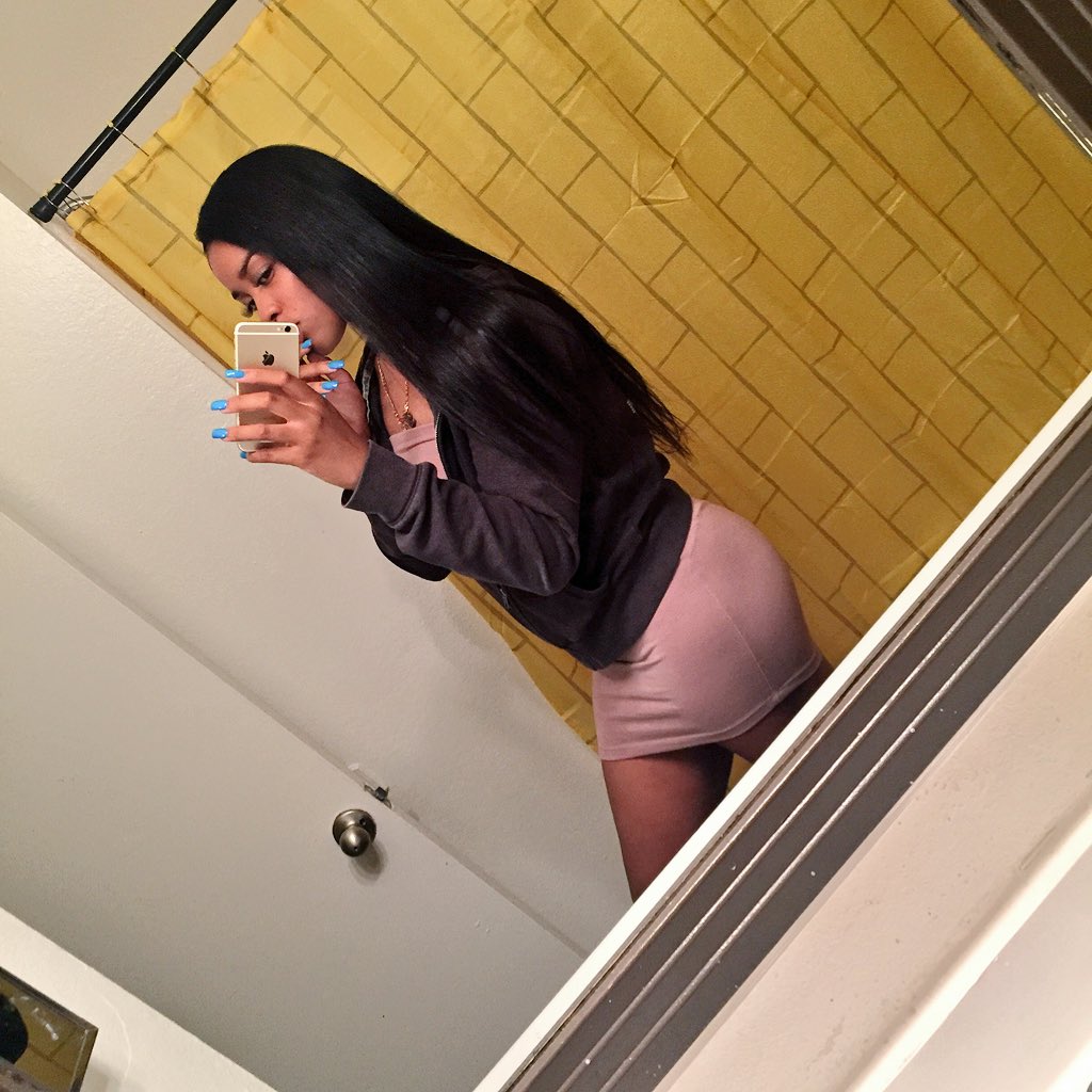 kayythaasshole's tweet photo. #NewProfilePic https://t.co/zOqWQOtIlU
