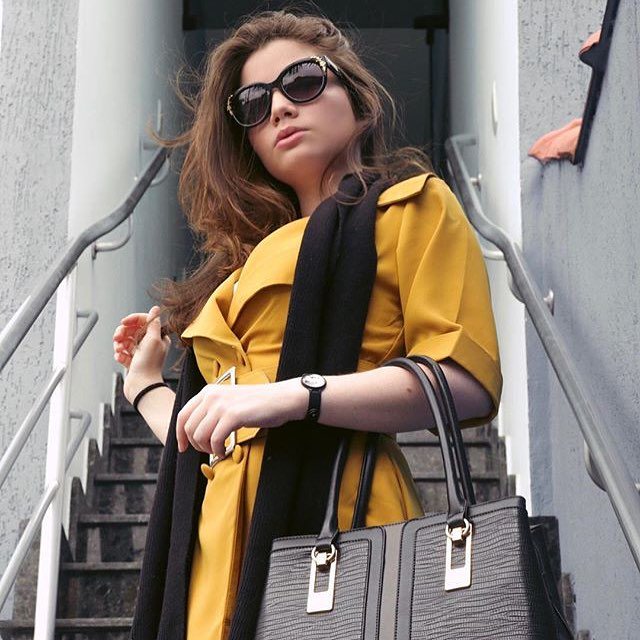 ownthelooks's tweet photo. https://t.co/euh9KHZzDO @gifunari on her #ownthelooks 
#instafashion #fashionblogger #fashionista #streetstyle #stylish #instastyle #lookbook #ownthelook #outfitoftheday #ootd #outfit #fashion #fblogger #winter #spring #dress #buttondetail #blazer #dress #mustard #dresses https://t.co/Gfu1C2HdLJ