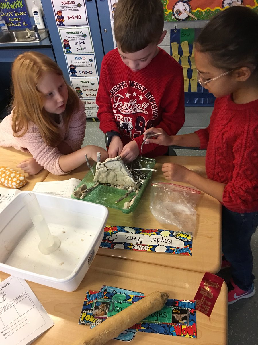 nkucinsam's tweet photo. Busy beavers engineering solutions this morning in the #NextGenerationSTEMClassroom project at @FTSchools in 2nd grade at @FTWoodfillES #handsonmindson #futureengineers https://t.co/tgj9cIGu30