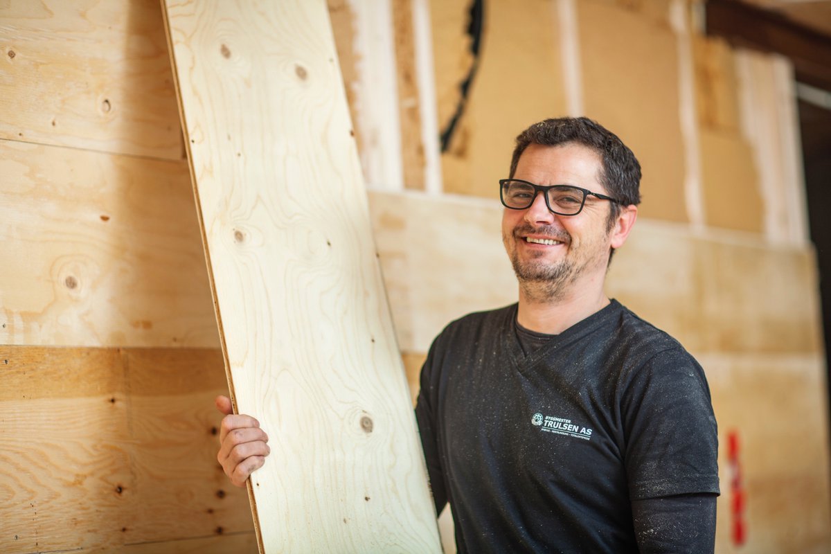 #EasyBoard konstruksjonsfinér gjorde jobben enklere for Jakob. 
Les mer: fritzoeengros.no/nyheter/easybo…
#konstruksjonsfiner
<a href="/metsawood/">Metsä Wood</a>