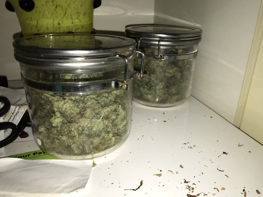 MPSWestCroydon's tweet photo. #GoodNews - After #SmartWater visits &amp; gathering intel we executed a Misuse of Drugs warrant in #CuthbertRoad early this morning &amp; found drugs being produced! The owner will feel a little ‘green’ at the fact we’ve seized it! #NotOnOurWatch #SayNoToDrugs #Community #YouSaidWeDid https://t.co/QldJkAVcsZ