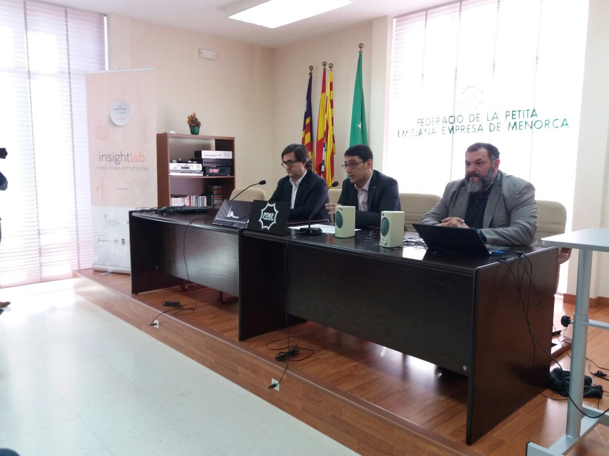 adr_balears's tweet image. Encetam les jornades #InsightLab per a professionals del sector moda a #Menorca. @Iagonegue i @mporrasromero han presentat el programa per modernitzar la indústria de la moda. Amb la participació de @pimemenorca @wgsn i @CTCRioja