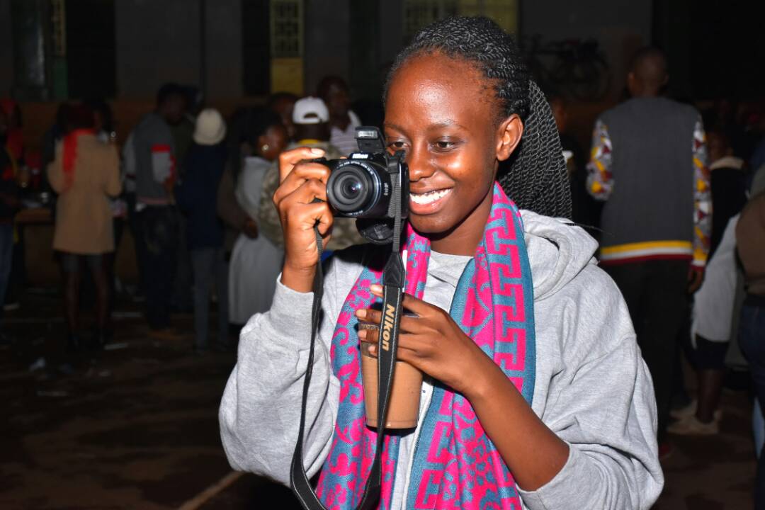 UCURotaract13's tweet photo. Our #lenslady did a good job In #Kabaale thank you 

#RylaUg18 https://t.co/mWpaPwAp4X