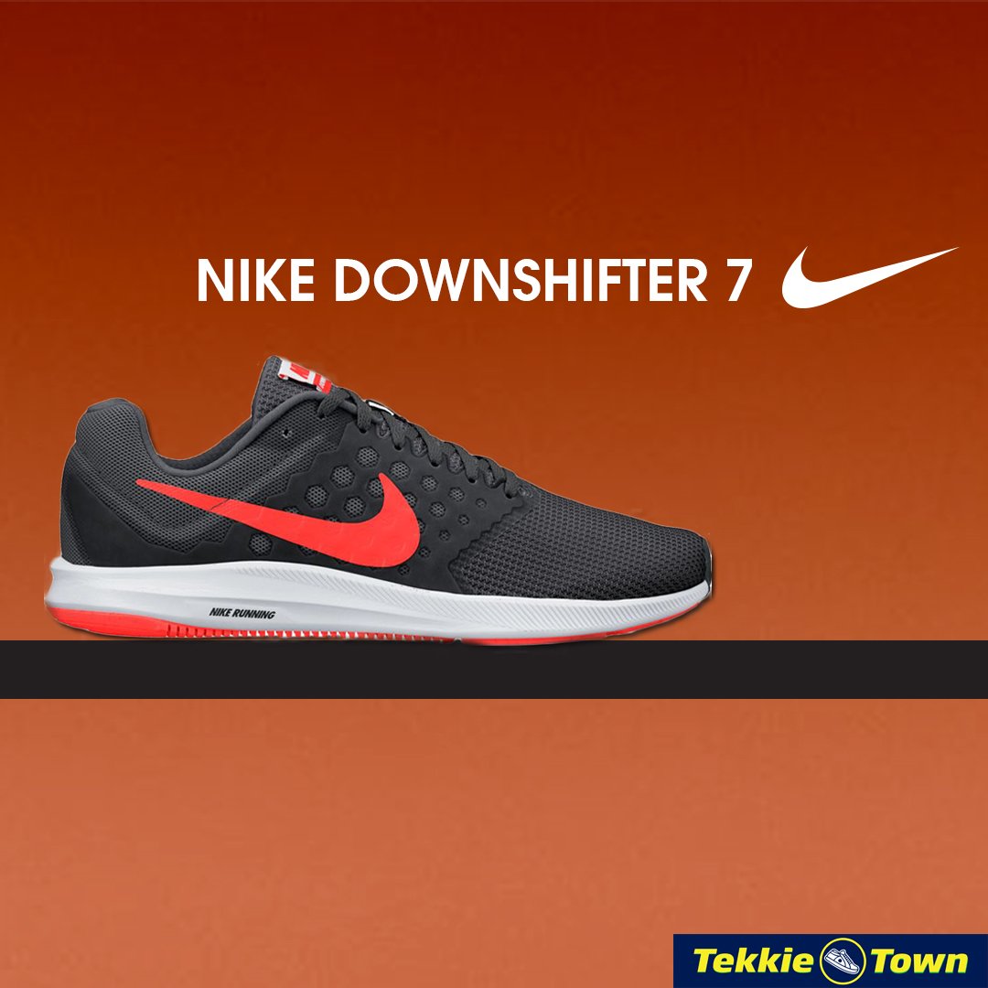 tekkie town nike