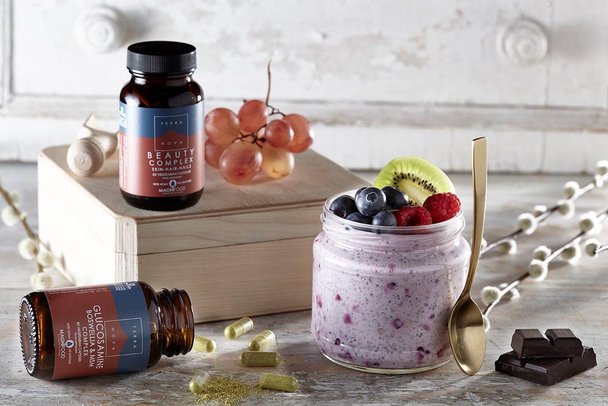 horanshealthsto's tweet photo. Did you know that you can open every Terranova capsule and add its content in smoothies, porridge, chia pudding, raw cookies and bars, or in any other yummy idea you may create? #foodBasedSupplements #supplementsYourBodyRecognises #absorbable #horanshealthstores https://t.co/Mu0j88fMxz