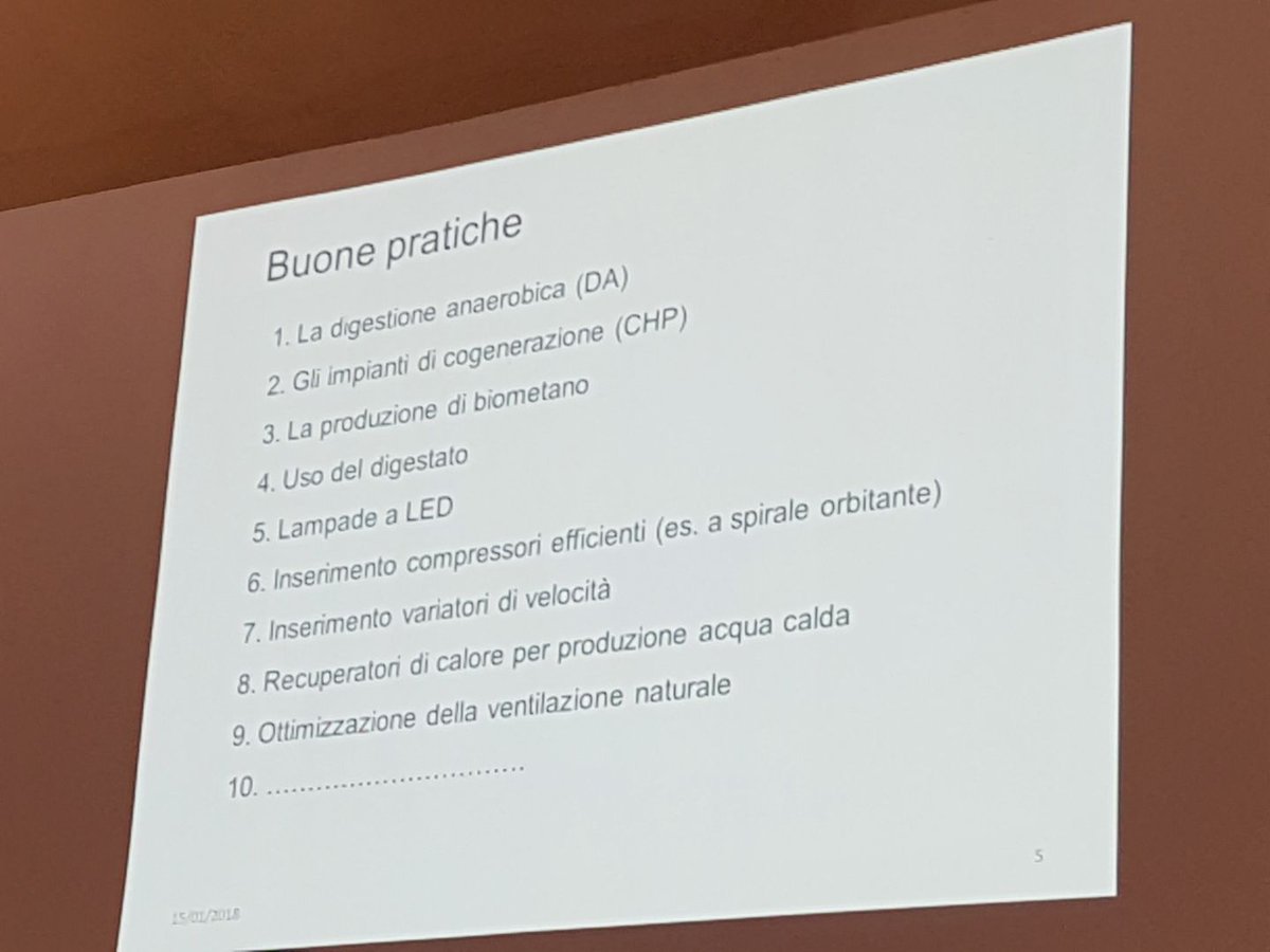 ItaliainClasseA's tweet photo. Walter Cariani, #Isnova, parla del progetto di efficientamento energetico nella produzione delle mozzarelle di bufala campana spiegando in concreto le diverse buone pratiche.
#ItaliainClasseA https://t.co/WCRRVn2vFF