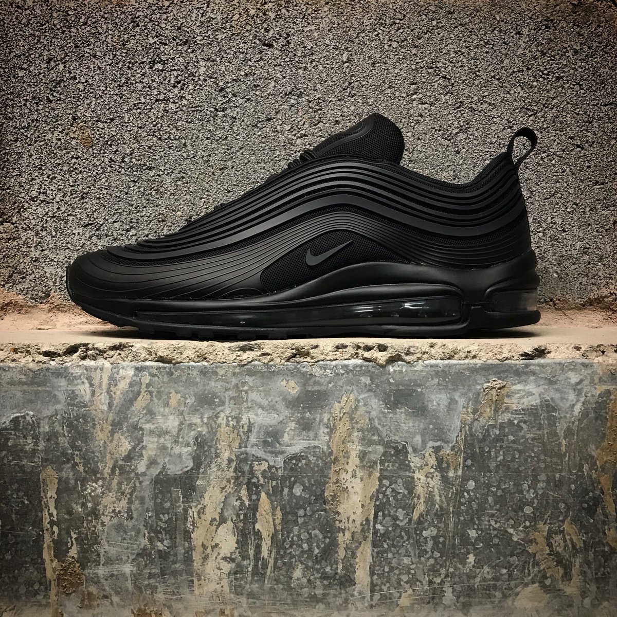 air max 97 ul triple black