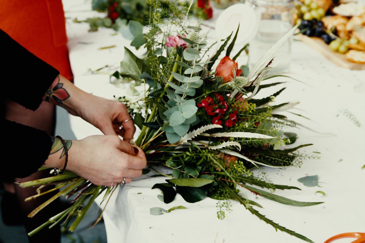 pearlhackwick's tweet image. MARCH 5TH - Flower arranging workshop hosted by the amazing Lucy C Burton. Not to be missed if you love flowers or just want to learn something new. Link to the event in the bio, or see her page/website for details. #pearlhackneywick #hackneywick #hackney #pearlhackwick