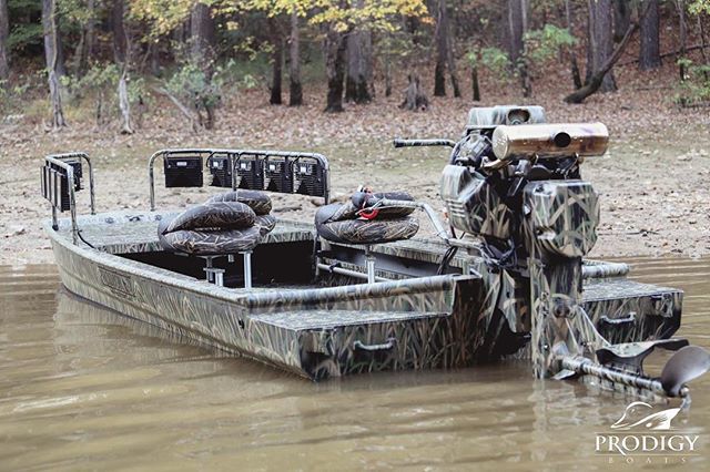 Prodigy Boats - Prodigy duck blind/cover with Millennium