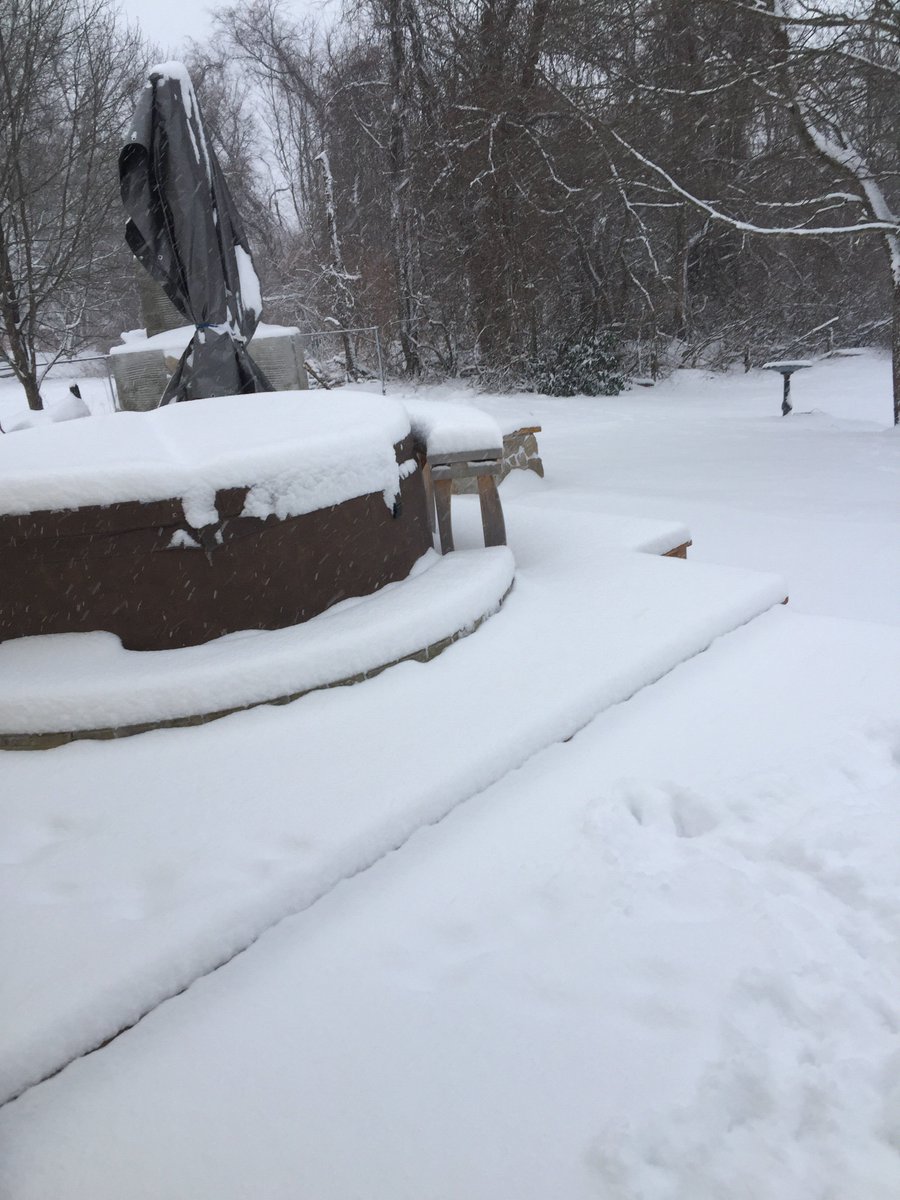maryb527's tweet photo. @WFSBMorningTeam  Danielson https://t.co/8zA021E42l