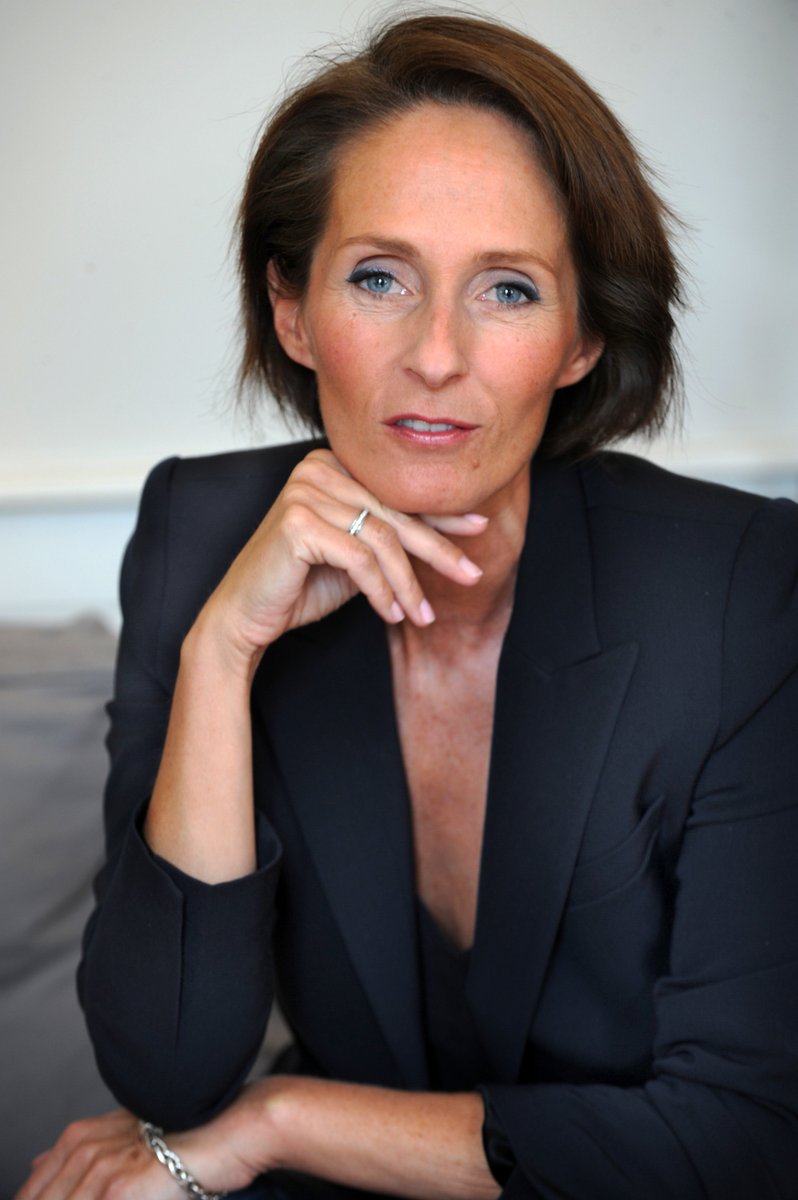 fadouce's tweet image. Les salariés jouent un rôle crucial dans la #transformationnumérique D’après @PwC  1 entreprise sur 2 considère que l’absence d’une culture  digitale, +  manque de formation des collaborateurs constituent le frein le plus important! ITW part II Tk @BeSmarp smarp.com/fr/la-transfor…