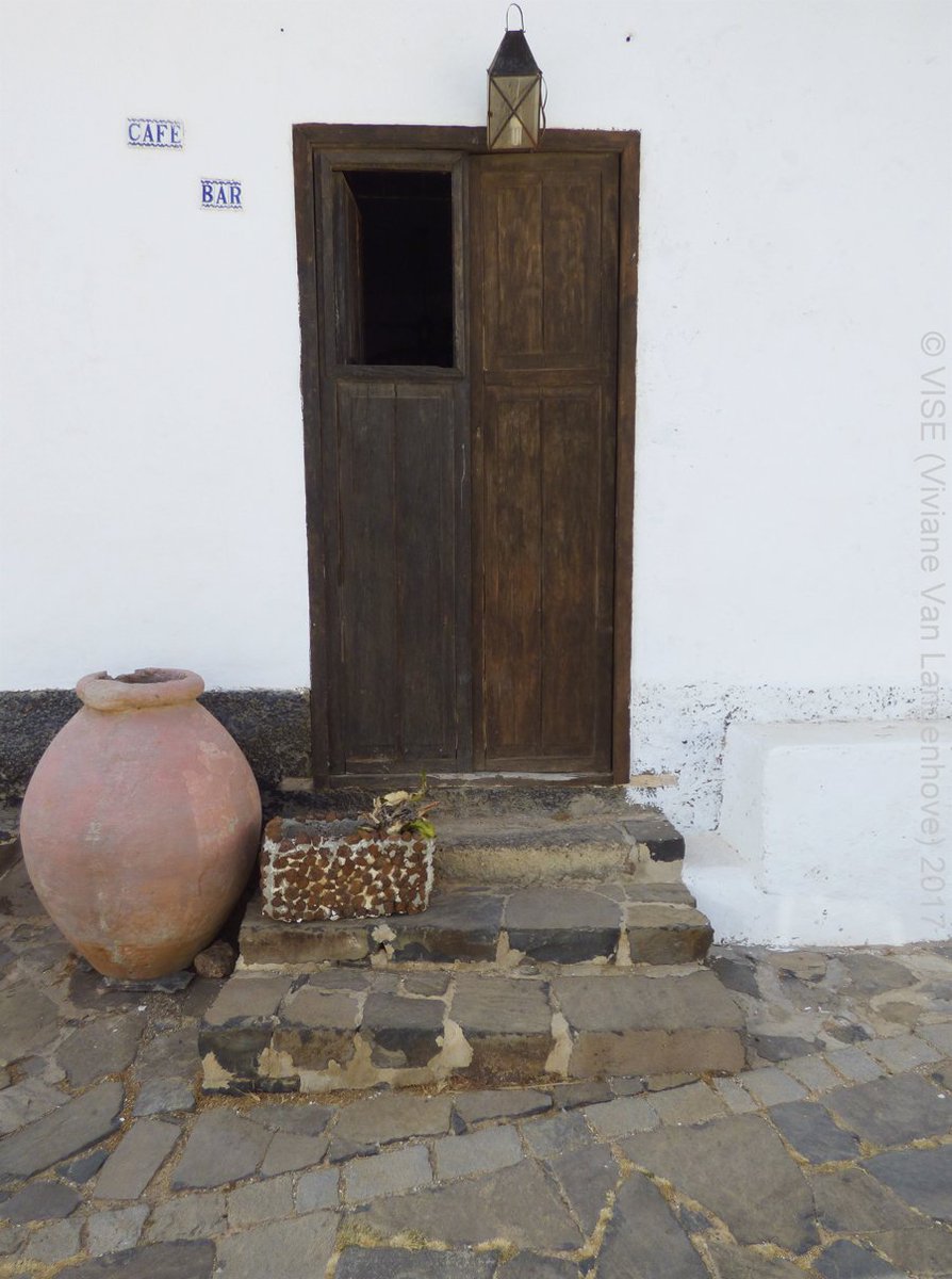 Door in #Betancuria #Fuerteventura #doors #CanaryIslands #IslasCanarias #travelphotography #explore #architecture #doorlovers #archilovers #worlddoors #doorsoffuerteventura