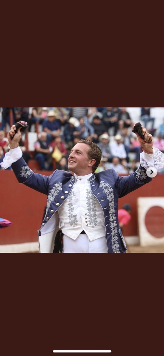 Un rabo y ocho orejas, @corselman  <a href="/CasaToreros/">Casa Toreros</a> <a href="/jpcorona1420/">Juan Pablo Corona Jr</a> <a href="/jpccrv/">Juan Pablo Corona</a> arrancando la temporada con un triunfo grande! Gracias a la afición por dejarnos hacer más por la fiesta y poder gozarla con todo ustedes, desde San Constantino dándoles las Gracias