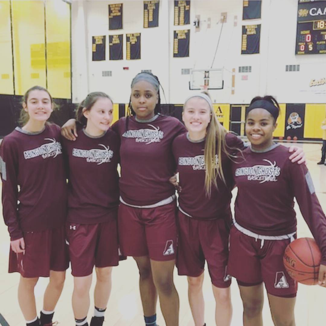 Deedwards16's tweet photo. Game Day Abington v. C.R. North #raining3s #dominatethemiddle #runtheoffense #jumpgrabboards these Lady Ghosts @LadyGhostsBB https://t.co/TCwbeKtxJN