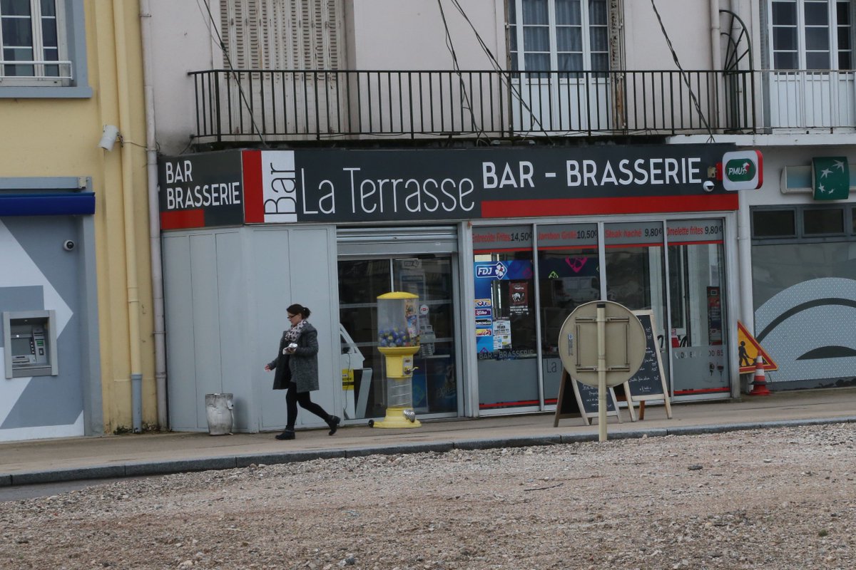 #AlexiaDaval #Direct "On se demande pourquoi on n’a rien vu", témoigne un membre de la famille proche bit.ly/2DMqXUC