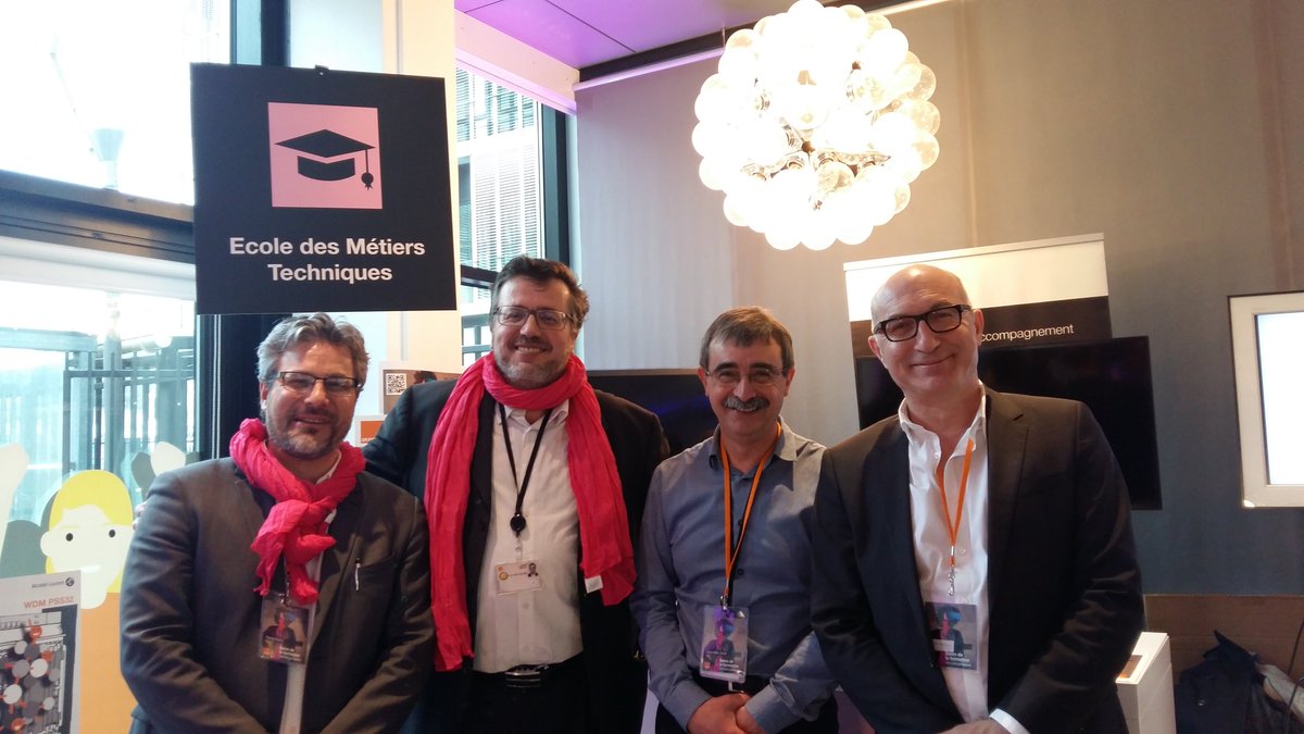 celinebergez's tweet photo. L'équipe de l'Ecole des Métiers Techniques #DTSI au Salon de la formation autour de l'Innovation Pedagogique pour les salariés Orange avec IA et Réalité Augmentée au service des #compétences 👏
@aka92160 @Pascal__Perrin @BSabotier @benatarl https://t.co/ag6BJYsJjd