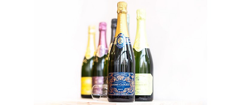 Plná a elegentní vína z rodinného vinařství, ty nejlepší hrozny, top ročníky a pravá ruční práce - to je edice 6 vín Andre Clouet Champagne🍷alkohol.cz/novinky/champa…