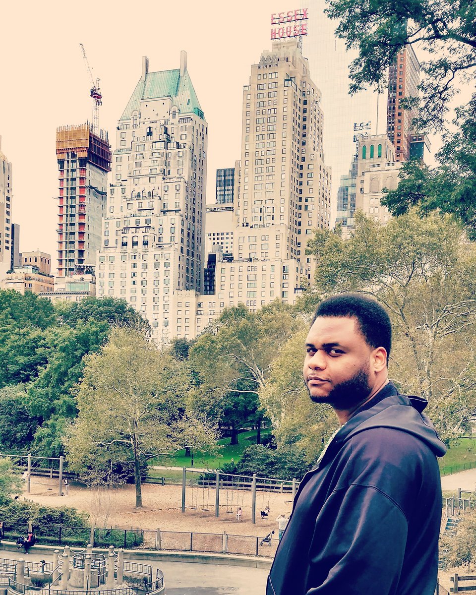 TASmusic_1's tweet photo. Good morning world.  Let's get this ✴ #NewMusic #newartist #indieartist #CentralPark #NYC 
#riseandshine https://t.co/EcAq1zGFPs