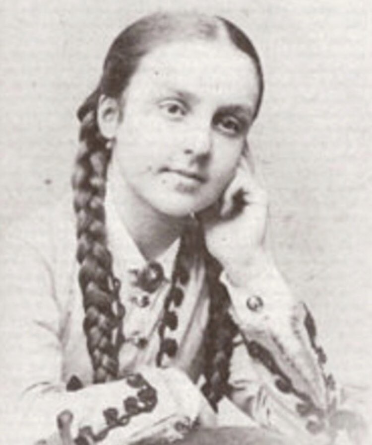 María Mercedes, mi primera esposa que murió al poco de casarnos. Como te echo de menos querida... 😭💔