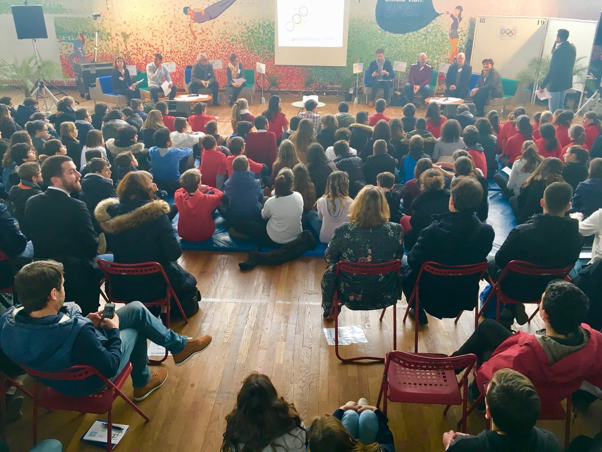 acpoitiers's tweet photo. « #Sport et estime de soi » à l’honneur de la Semaine olympique et paralympique #SOP2018 au collège @Jean_Lartaut  #Jarnac @charente https://t.co/HdsTJG8lIl