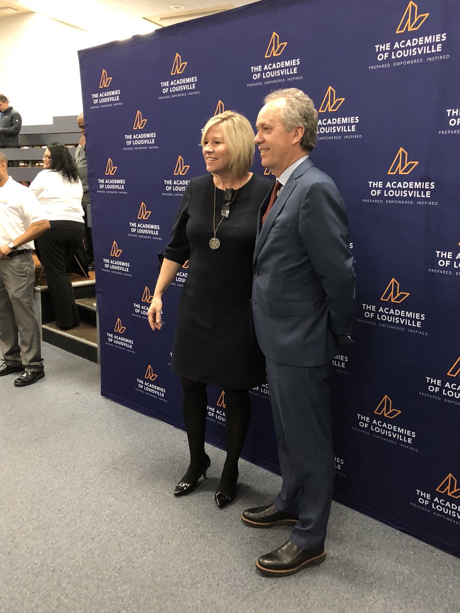 mooremustangs's tweet photo. Who's who of Louisville today at The @AcademiesofLou Business Partnership Signing Day #KNOWmoore @JCPSKY #wearejcps https://t.co/Mvgk0IftTw