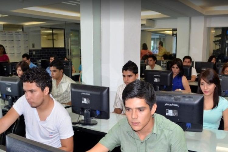 Grutly | Abren la inscripción a carreras de la Universidad Chaco Austral